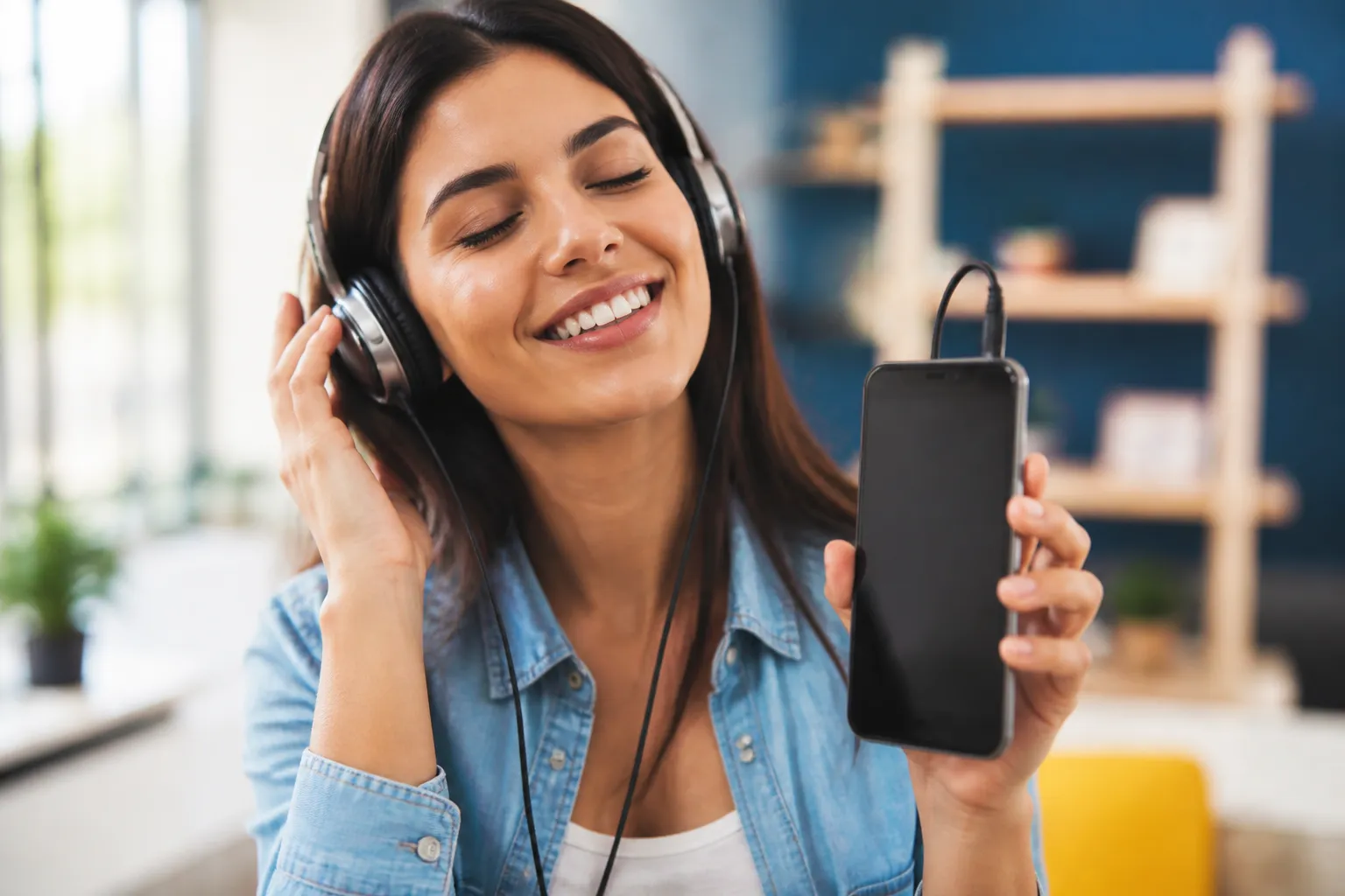 Transforme seu celular em uma rádio FM funcionando de verdade